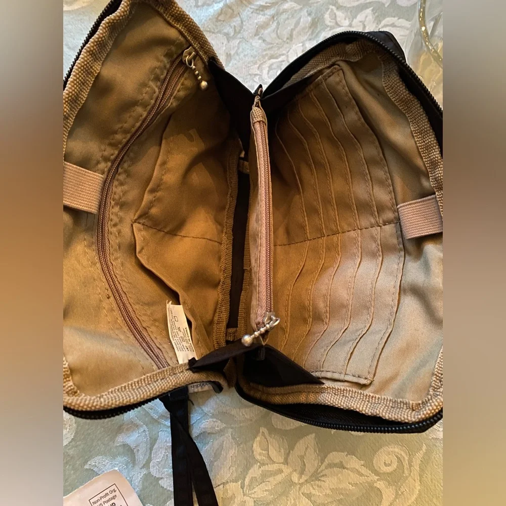 Baggallini - Travel Ready Convertible Belt & Crossbody small bag - classic black - Picture 6 of 6